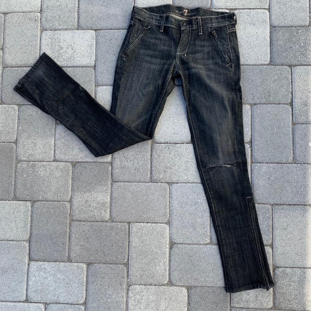 7 For All Mankind - Zipper Jeans. Never worn!